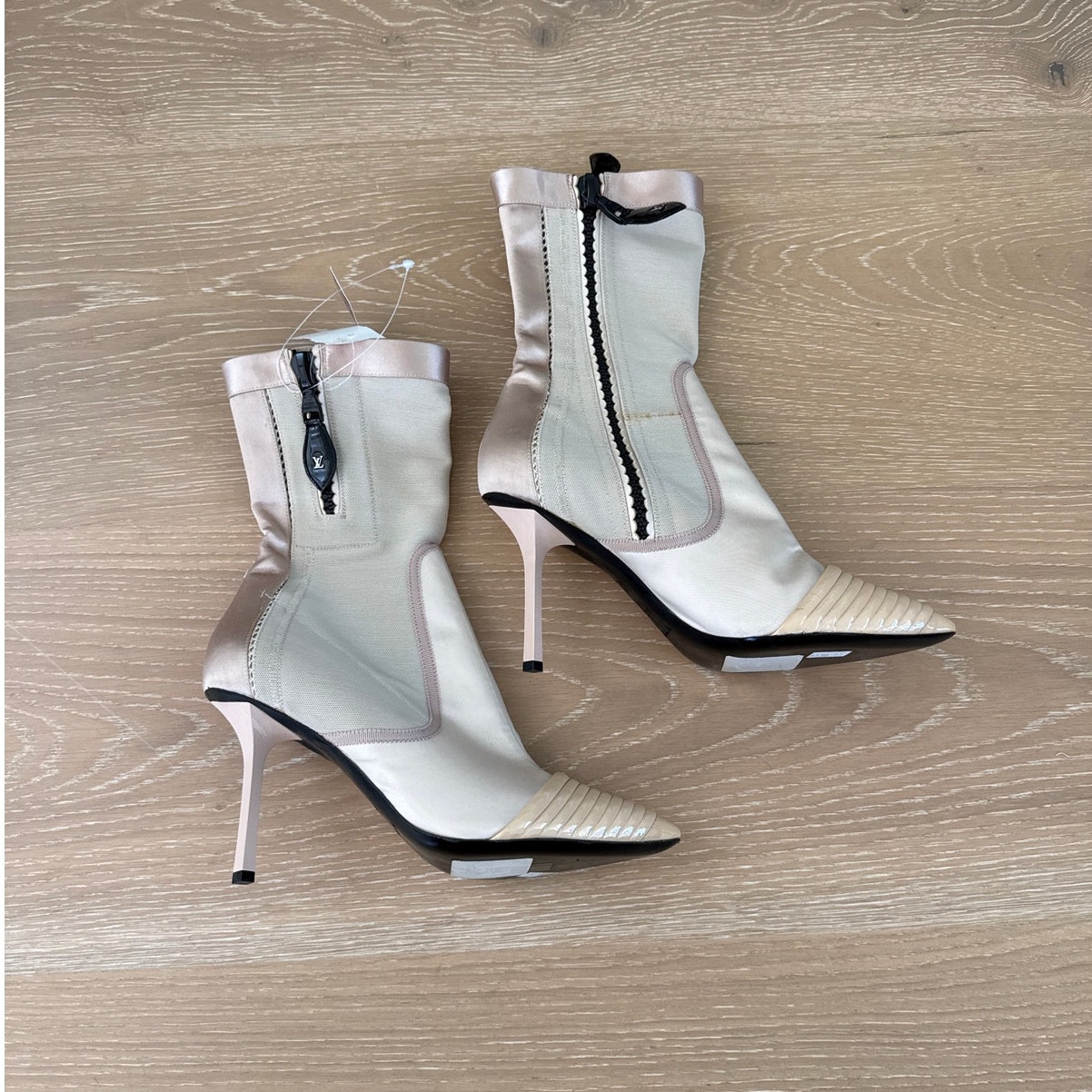 Louis Vuitton Ankle Booties Pointed Toe Stiletto Heels Size Eu38.5 Nude Black
